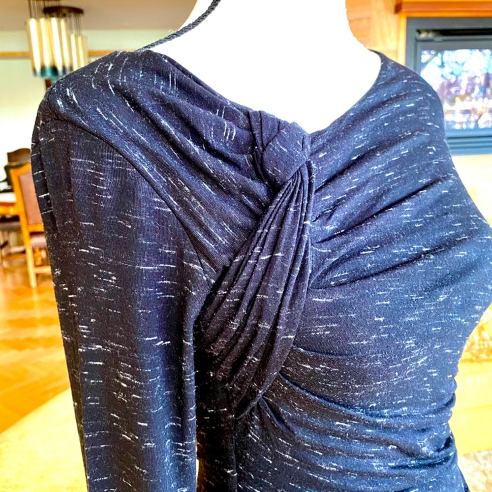 BAILEY 44 💕— A Beautiful long sleeve soft & Stretchy Bodycon dress !